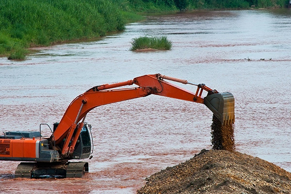 Bagger- en zandpompapparatuur – oplossingen voor de behandeling van sedimenten in waterwegen